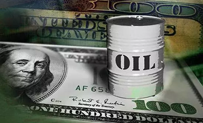 美元与原油呈负相关